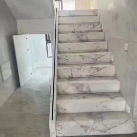 Gạch trang trí cầu thang - Điểm tô sắc màu cho không gian