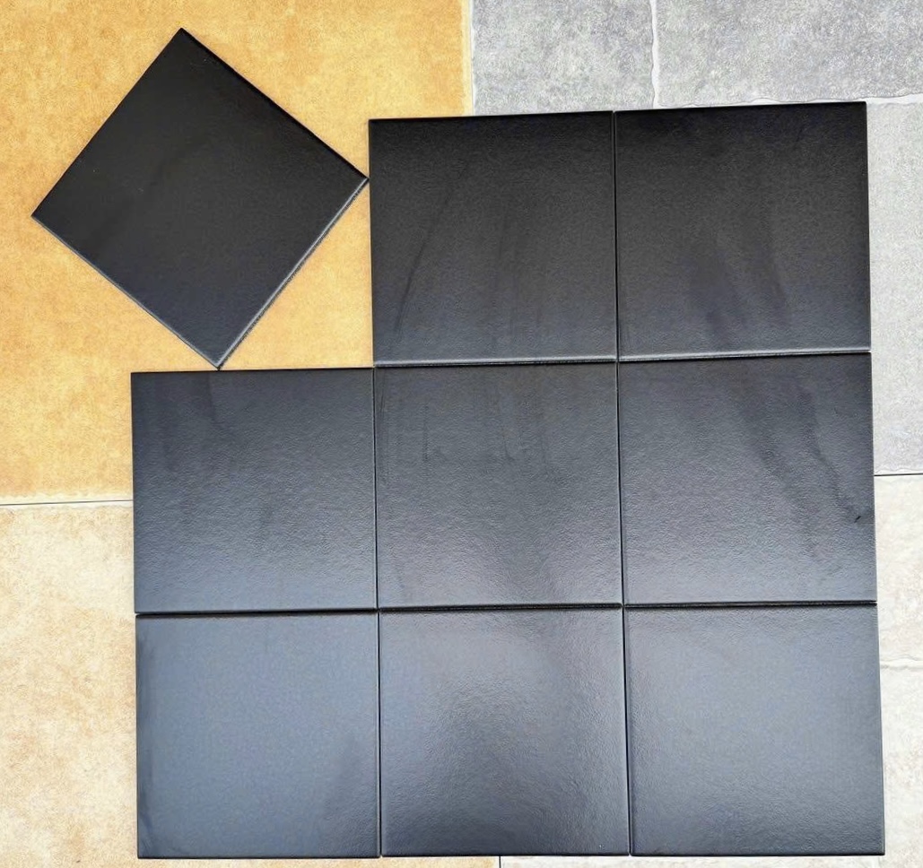 Gạch bông đen mờ 20x20cm trung quốc