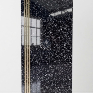 Gạch lát cầu thang 47x120 nhũ vàng giả vân đá đen hoa cương