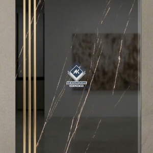 Gạch cầu thang 47x120 bề mặt màu đen khắc kim nhũ vàng