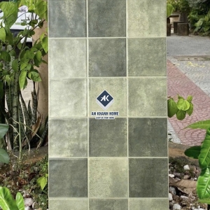 Gạch 30x60 giả thẻ vuông màu xanh rêu hiệu ứng màu ngẫu nhiên bề mặt sóng