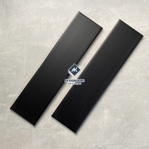 Gạch thẻ 75x300mm Subway màu đen bề mặt mờ phẳng