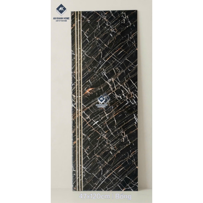 Gạch lát cầu thang đen vân đá nhũ vàng khắc kim 47x120cm