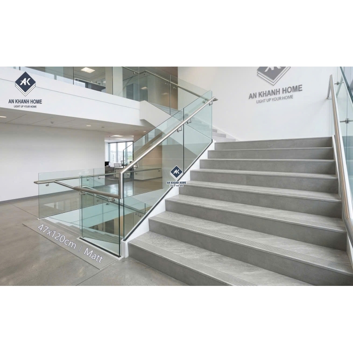 Gạch granite lát bậc cầu thang 47x120 màu xám vân đá bề mặt mờ