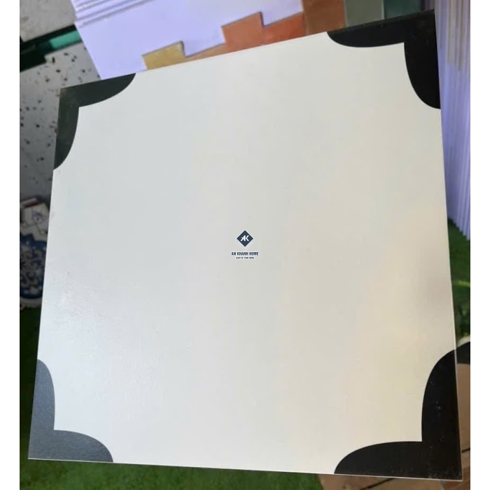 Gạch bông lát nền 30x30 nền trắng nhấn góc đen