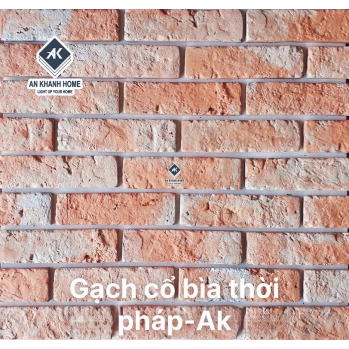Gạch ốp tường giả cổ bìa thời pháp   