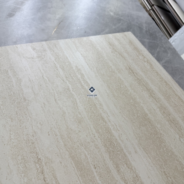 Gạch 60x60 vân travertine màu kem nhạt mờ 