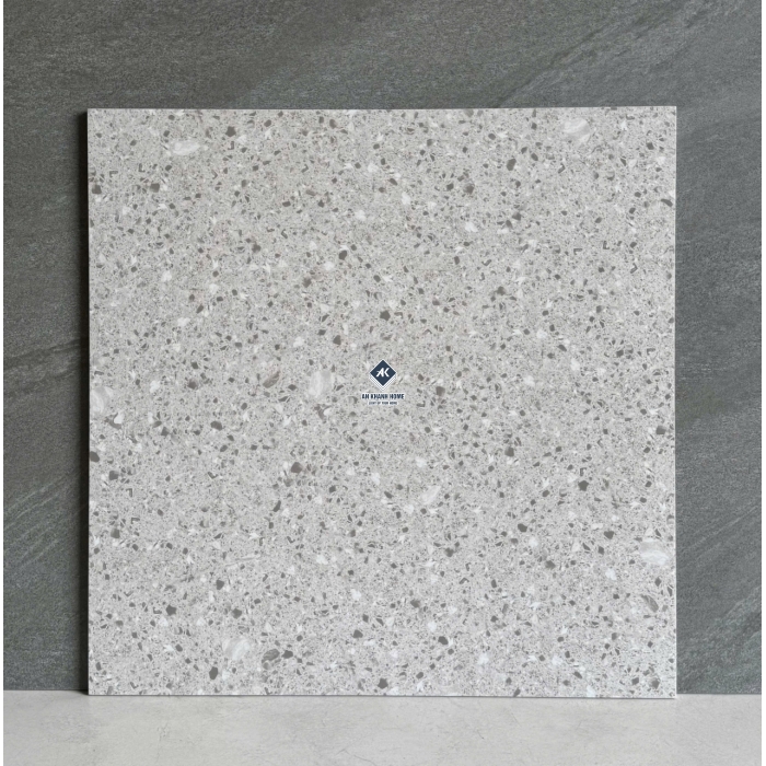 Gạch 60x60 terrazzo màu xám nhạt hạt nhỏ màu trắng xám mờ