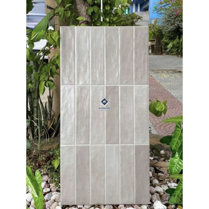 Gạch 30x60 giả thẻ chữ nhật màu xám kem hiệu ứng màu ngẫu nhiên bề mặt sóng