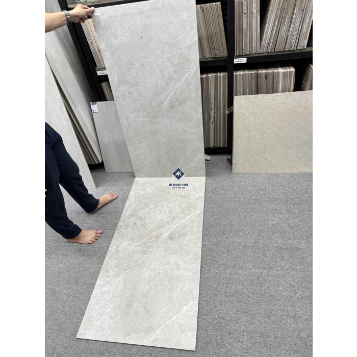 Gạch 60x120 màu xám trắng vân đá rạn trắng Decota Crema hiệu ứng carving chạm khắc